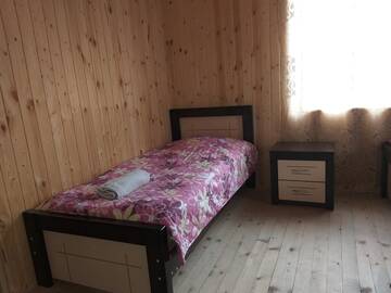 Фото номера Стандартный трехместный номер Гостевой дом Guesthouse Miranda г. Ушгули 4